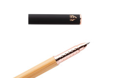 Blush roller pen bílá